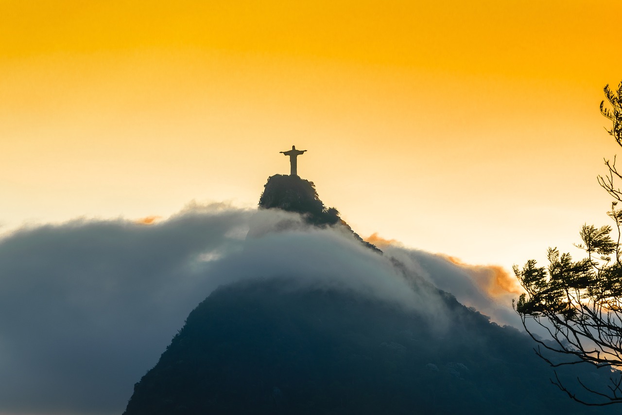 リオ・コルコバード像（Pixabay / heibe）